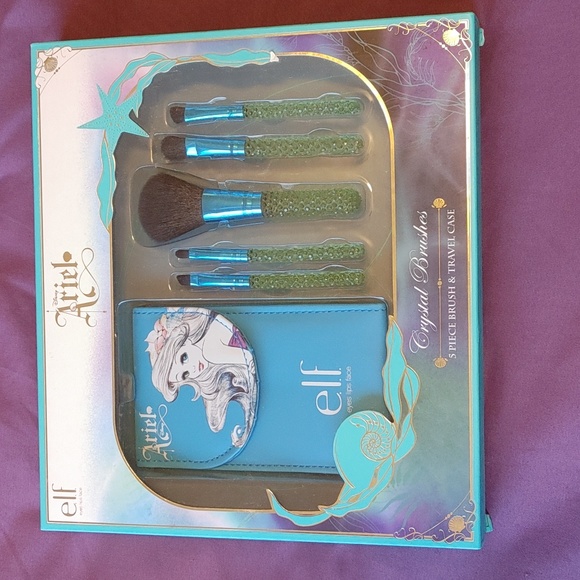 e.l.f Makeup Elf Disney Brush Set Poshmark